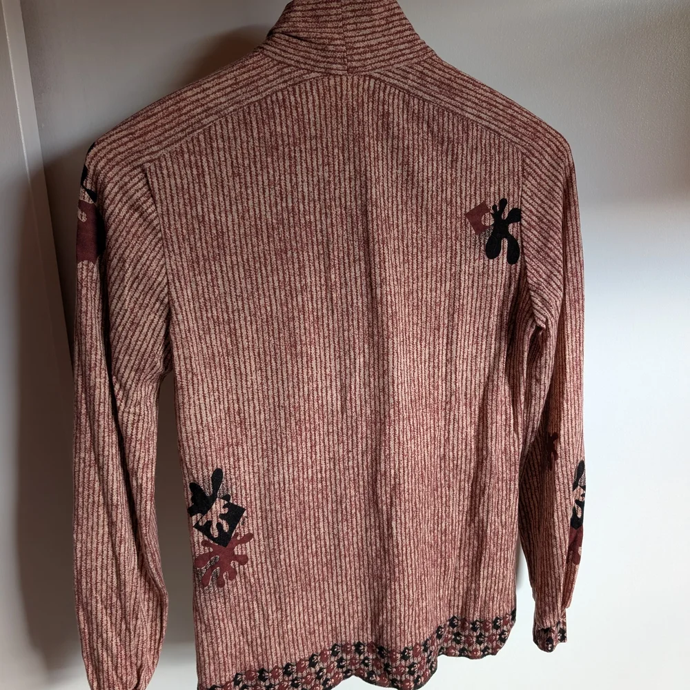 Lola Vintage Italian Tie Neck Blouse with Black Floral Design - Picture 5 of 5